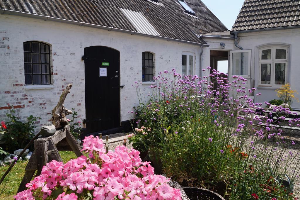 Ruhetgaard Holiday Apartment Ærøskøbing Habitación foto